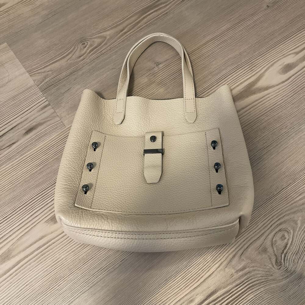 Botkier - Picture 5 of 5
